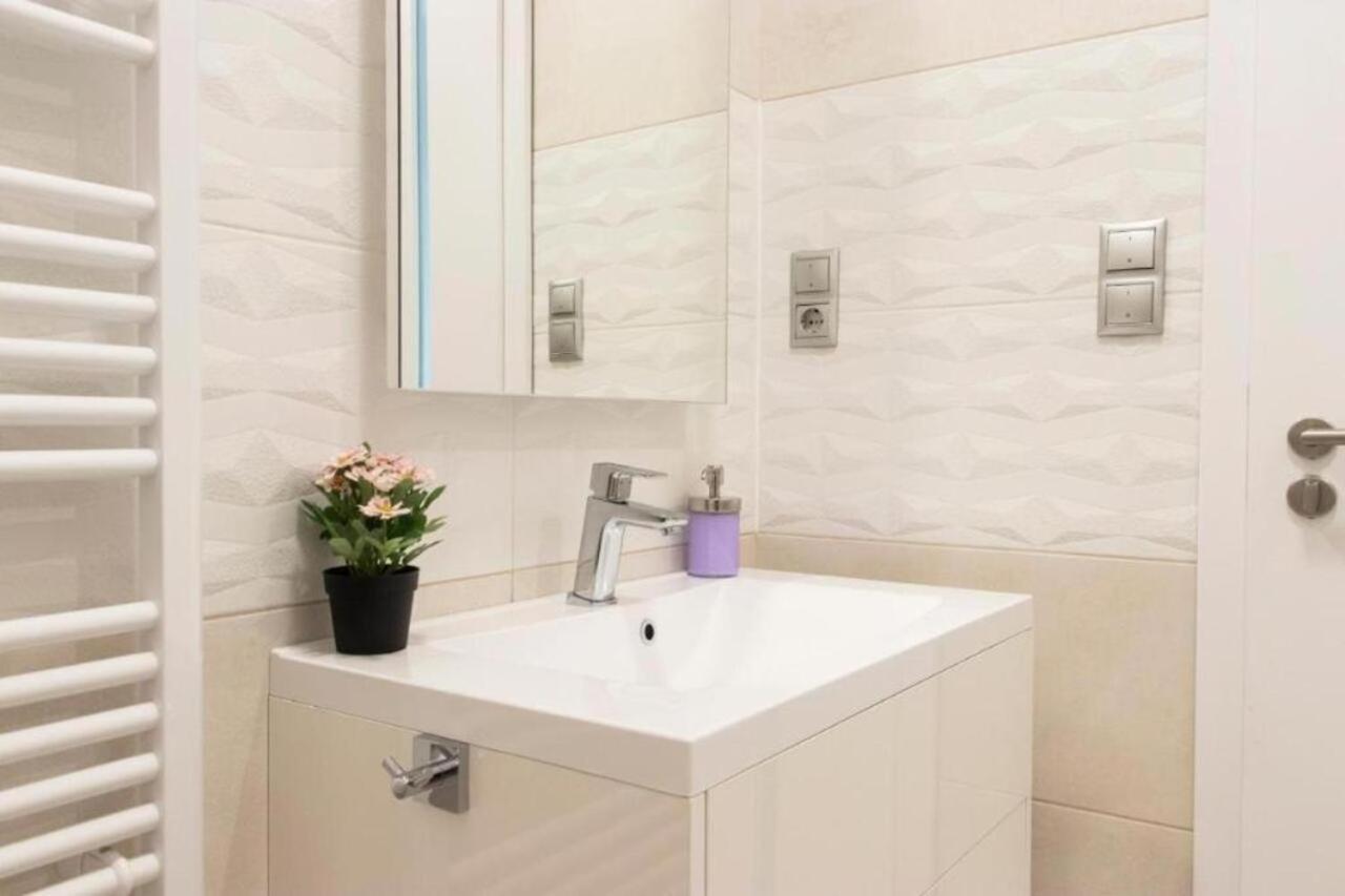 Budapest Revay Apartments Luaran gambar