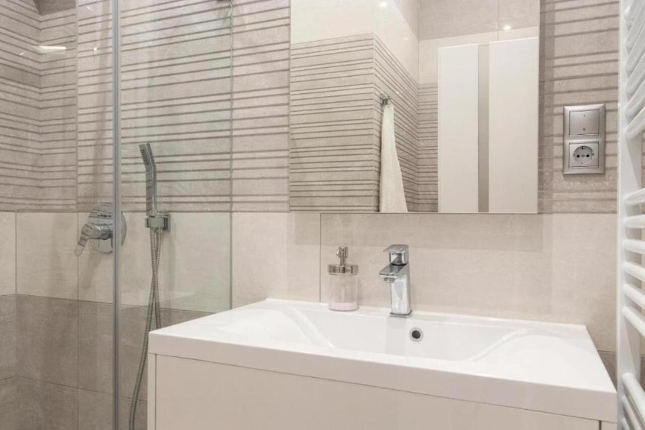 Budapest Revay Apartments Luaran gambar